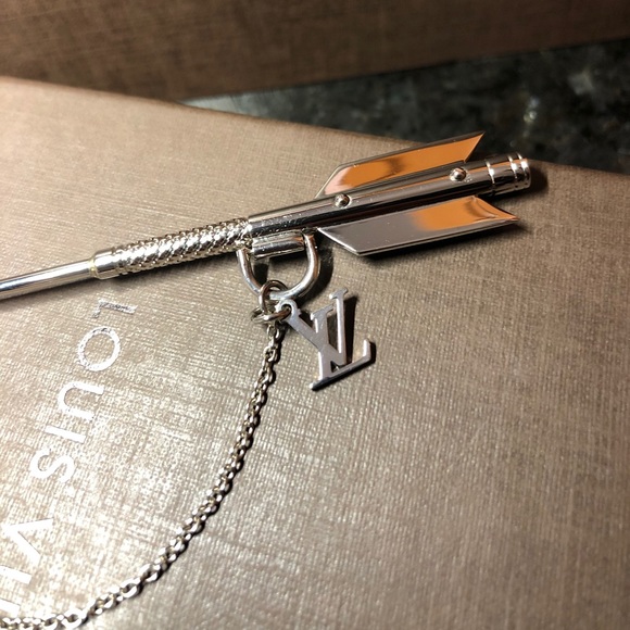 LOUIS VUITTON Menswear FW 2012 Kim Jones Era Hunter Arrow Brooch Pin - Picture 7 of 8